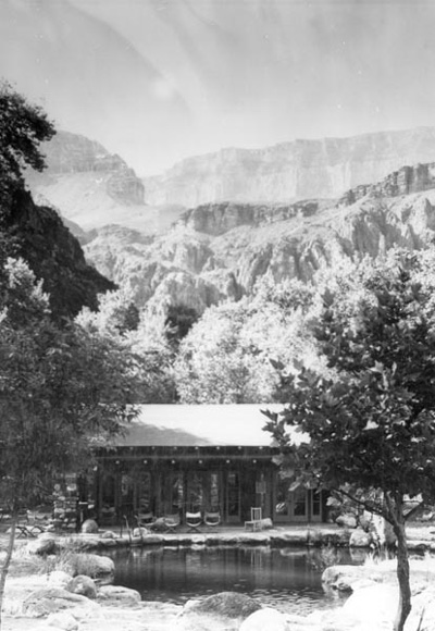 04742 GrandGrand Canyon Historic- Phantom Ranch Poolside c. 1940